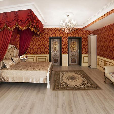 Dating Hotel Cherry Twins (Adults Only) Kiev Exterior photo