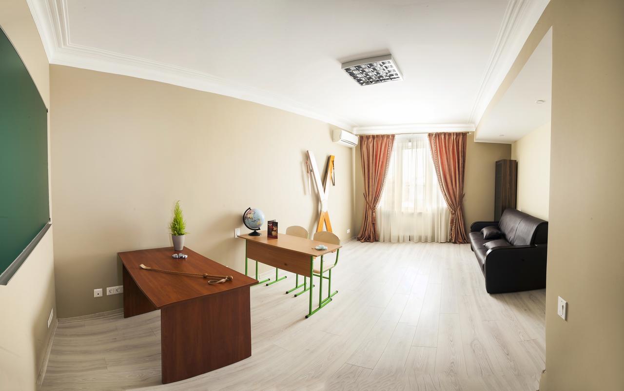 Dating Hotel Cherry Twins (Adults Only) Kiev Exterior photo